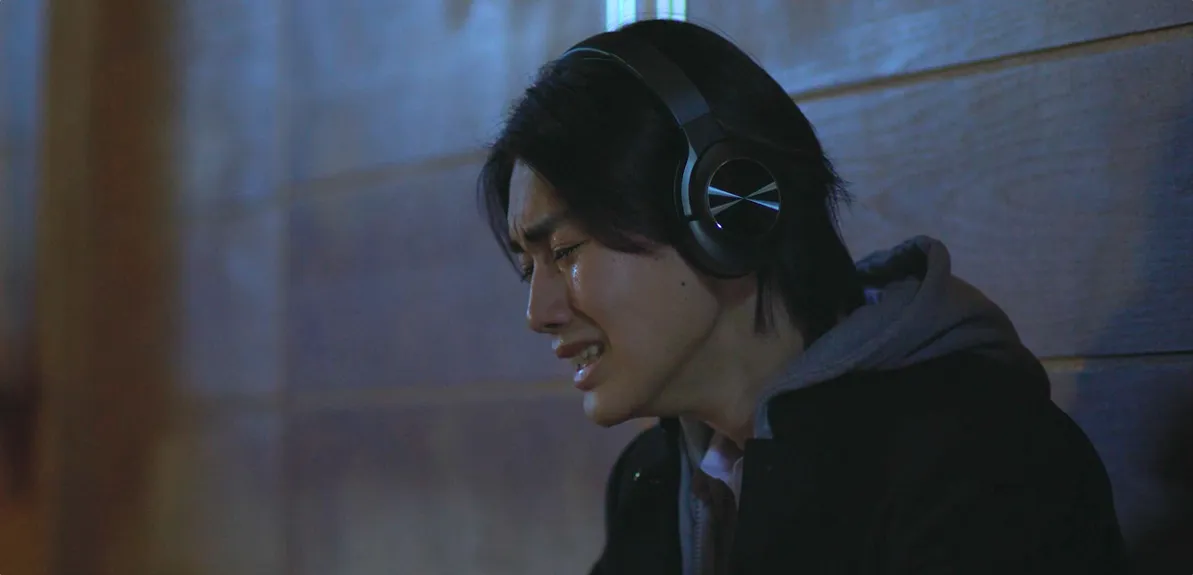 悔し泣き男子生徒